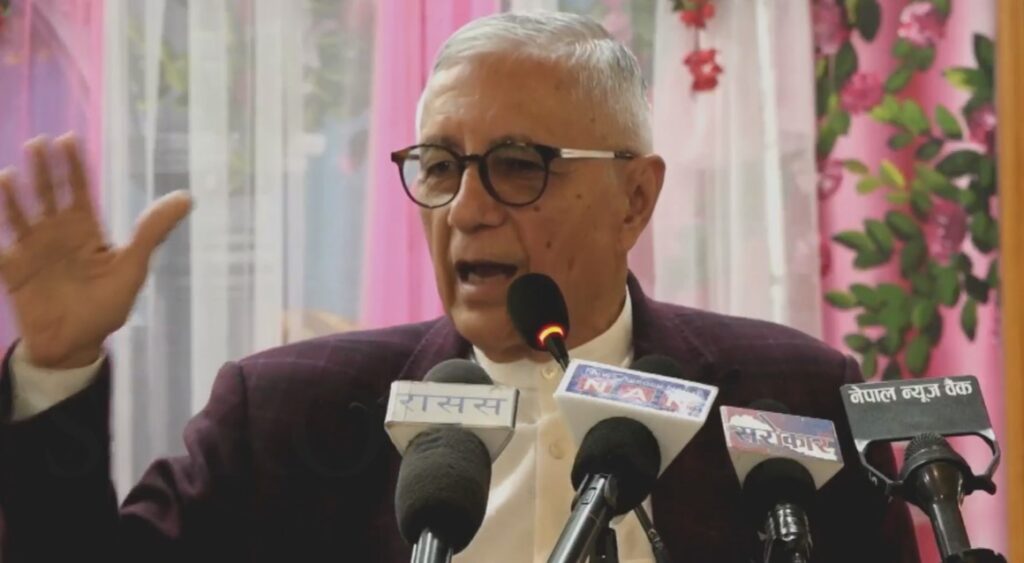प्रधानमन्त्री ओलीको सरकार घुस दिनेलाई समात्ने र लिनेलाई छोडिदिने रहेछ– डा . शेखर कोइराला