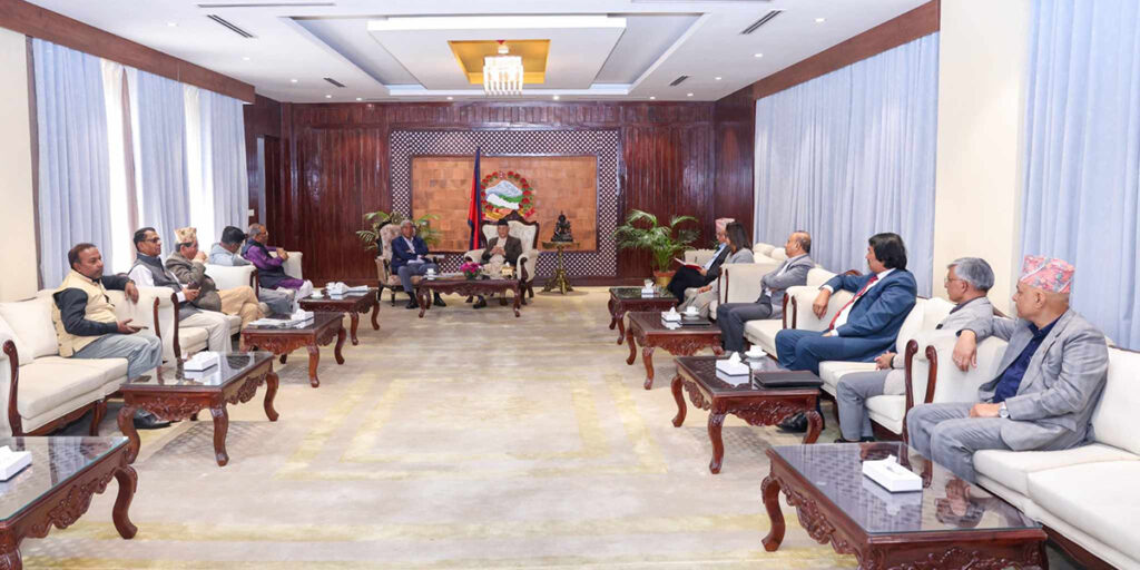 भूमि अध्यादेश फिर्ता लिएर नियमित विधेयकको रूपमा अगाडि बढाउने सत्तारुढ दलको निर्णय