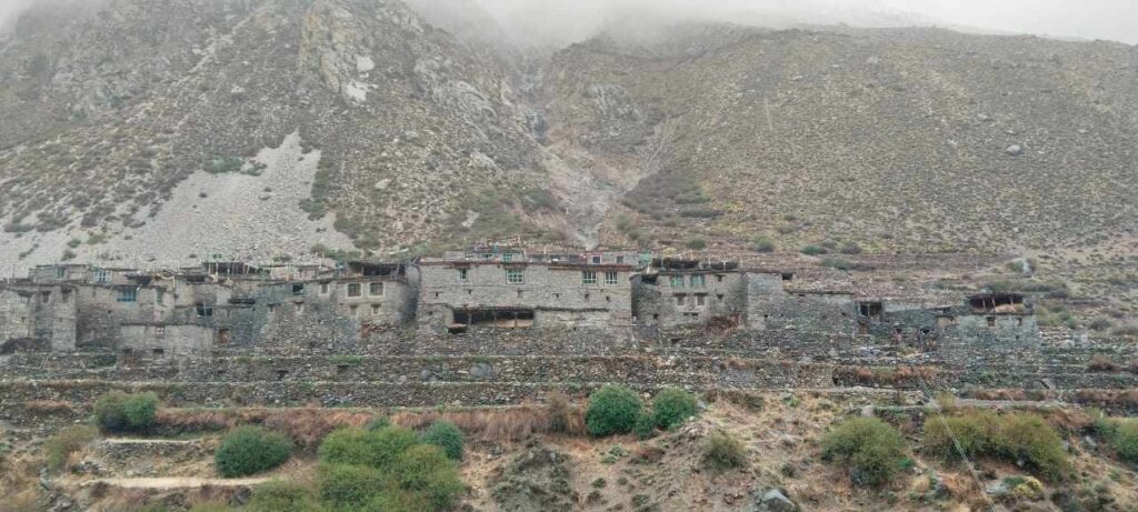 हुम्लाको तिलगाउँमा सुक्खा पहिरो