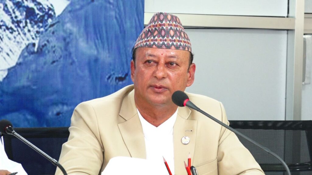 राति १२ बजे विदेशबाट फोन गरेर लोडसेडिङ भयो भन्दै दुःख दिन्छन्–ऊर्जामन्त्री खड्का