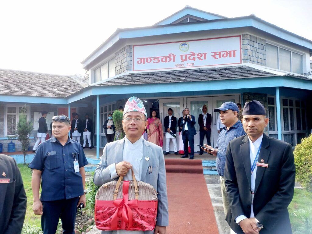 गण्डकी प्रदेश सरकारले ल्यायो आर्थिक वर्ष २०८२/८३ का लागि करिब ३२ अर्ब बराबरको बजेट