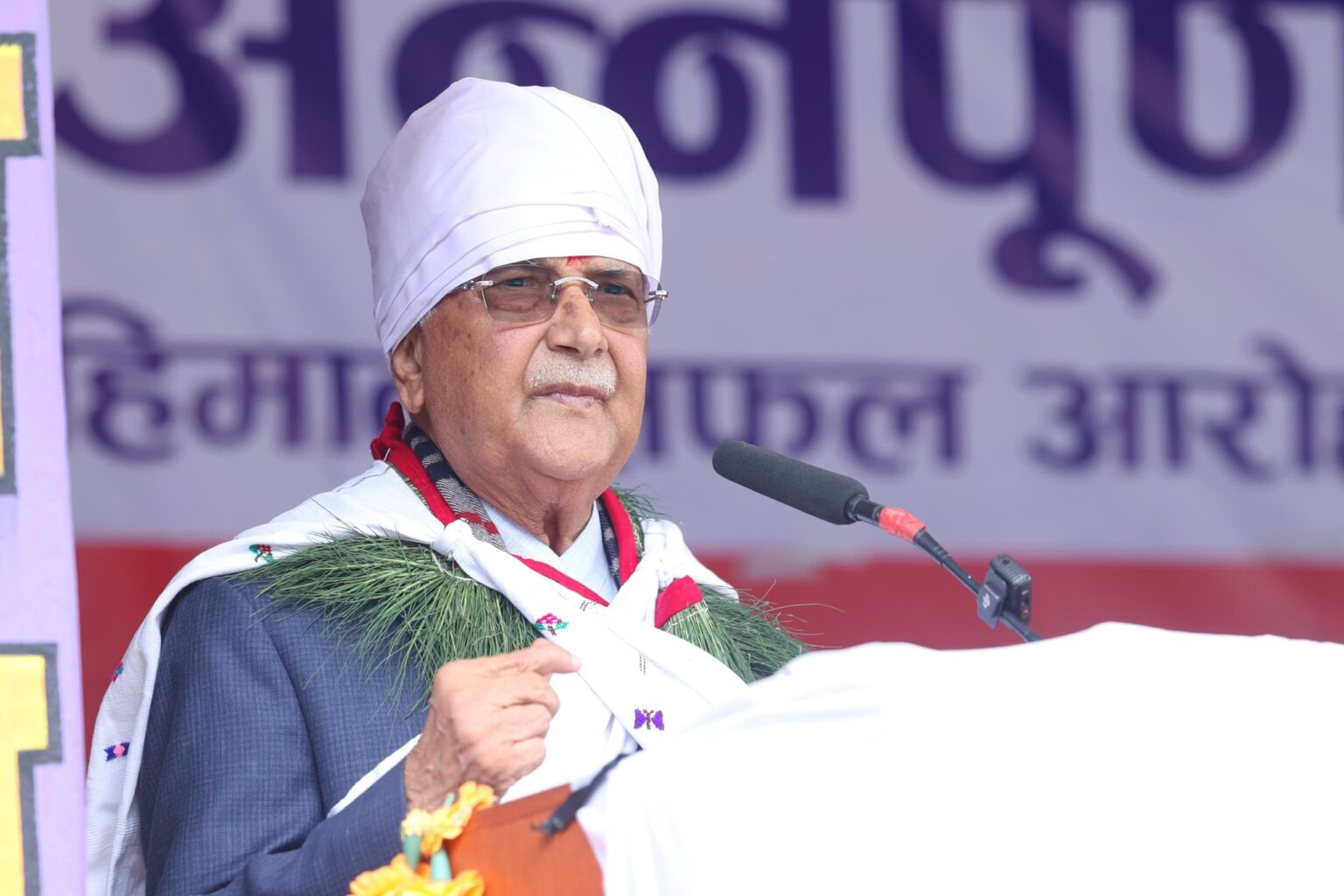 पर्वतारोहणलाई सुरक्षित बनाउन सरकार क्रियाशील छः प्रधानमन्त्री ओली ( फोटो फिचर )