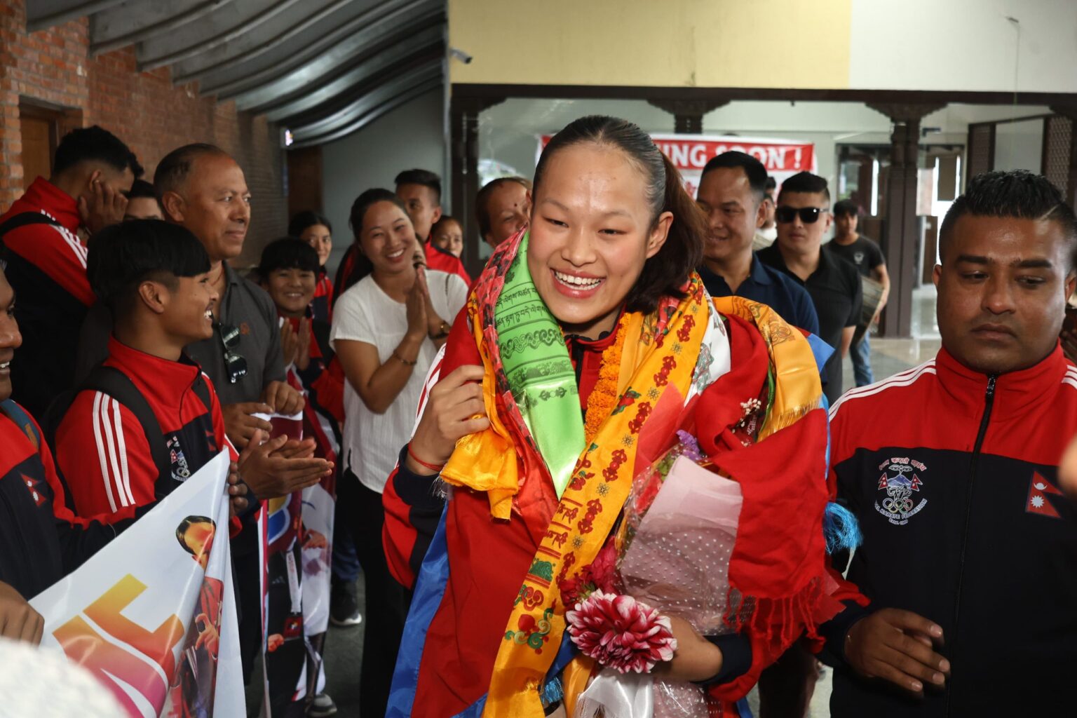 कराते प्रिमियर लिगको ऐतिहासिक कास्यपदक विजेता एरिकाको बिमानस्थलमा भव्य स्वागत
