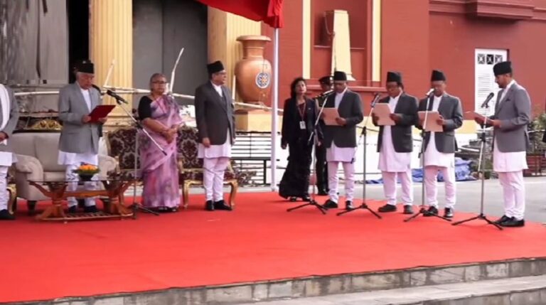 नवनियुक्त चार मन्त्रीले लिए शपथ