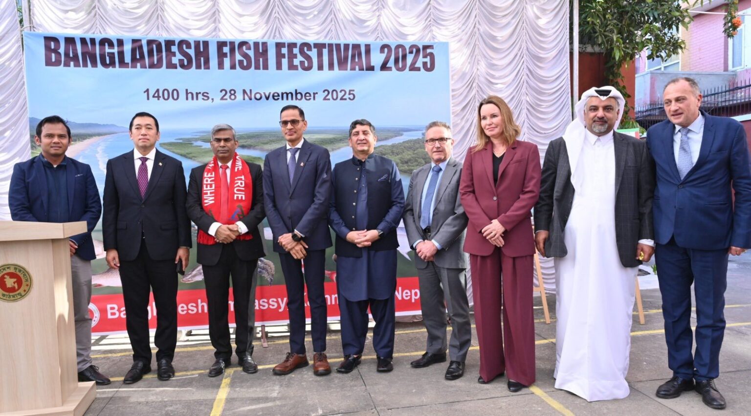 काठमाडौंमा पहिलोपटक ‘बंगलादेश फिस फेस्टिवल’ सम्पन्न (फोटो फीचर) Bangladesh fish festival