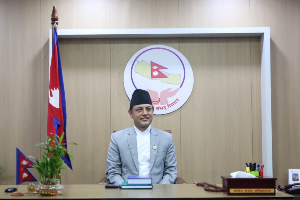 सभामुख अर्यालले राष्ट्रपति समक्ष सपथ लिएसँगै गरे पद बहाली