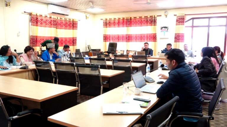 संविधान संशोधन कार्यदलको बैठक सिंहदरबारमा