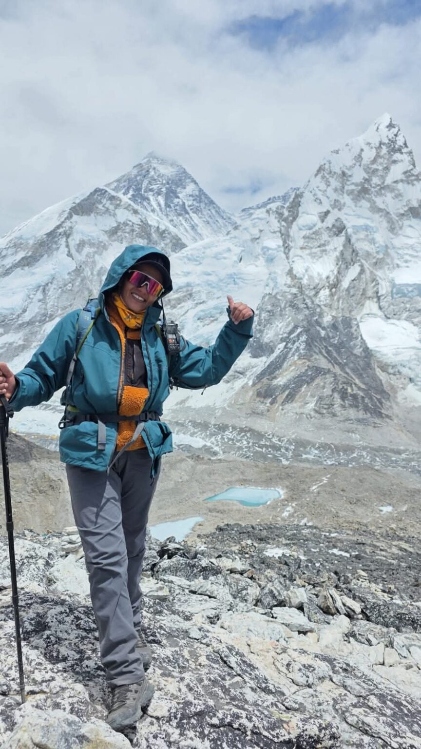 सशस्त्र प्रहरी सहायक हवलदार अनिता कार्किद्वारा सगरमाथाको सफल आरोहण