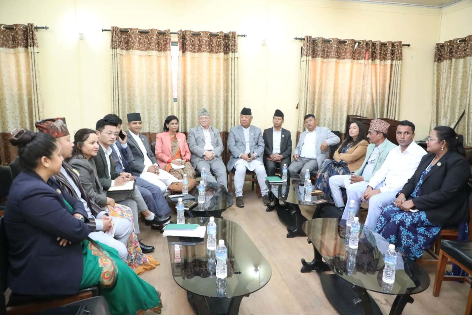 प्रधानमन्त्रीले संसद्मा आएर माफी माग्नुपर्ने बिपक्षी दलको निश्कर्ष