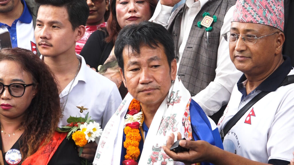 सरकारले १०० दिनमा जनताले महसुस गर्ने गरी काम गर्न सकेन¦–हर्क साम्पाङ