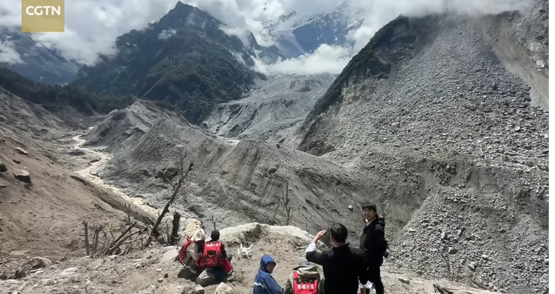 ब्यारियर लेकको आपत्कालीन मूल्याङ्कन गर्न पुग्यो चिनियाँ विज्ञ टोली