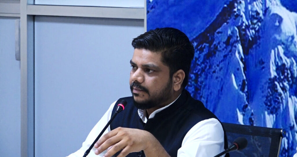 घरेलु श्रमिकलाई सुरक्षित बनाउन सरकार प्रतिबद्ध छ –मन्त्री यादव