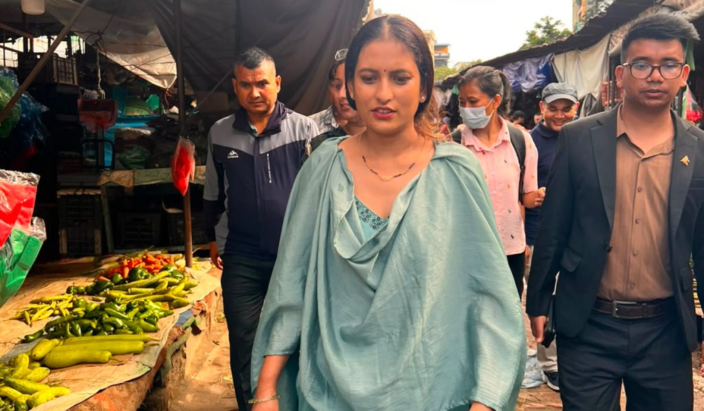 सामाजिक सुरक्षा मन्त्री सित बादीद्धारा भृकुटीमण्डपमा अनुगमन