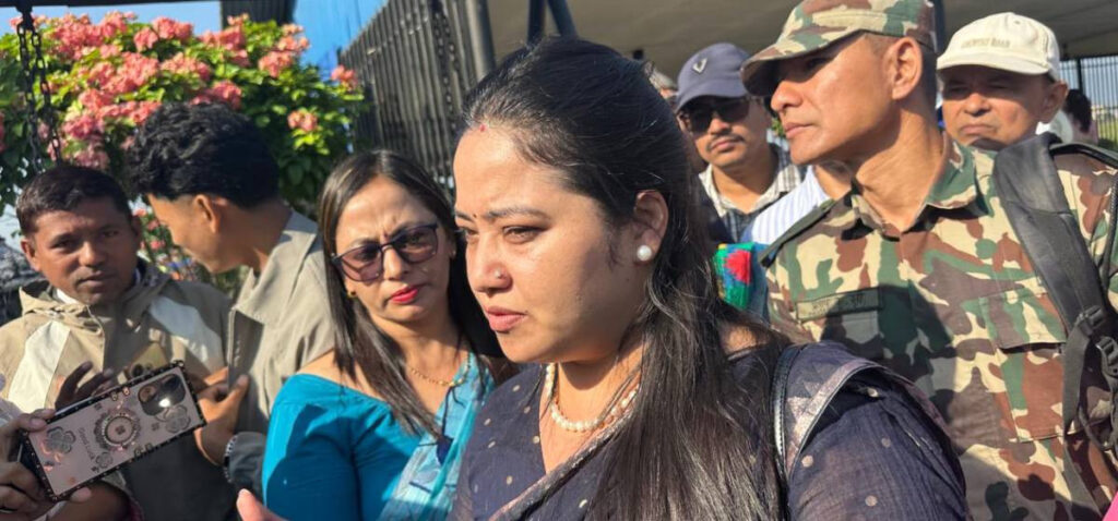 सरकारले गरेका कामको जनतालाई जानकारी दिन चितवन आएकी हुँ–मन्त्री रावल